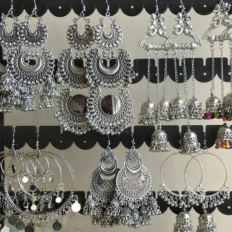 Best of Both Worlds—Traditional Silver Jewellery and Western Wear