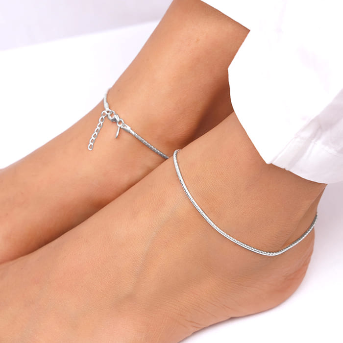 Silver Classy Anklet – GIVA