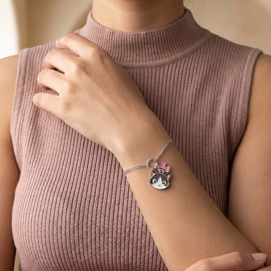 Silver Whisker Wink Pet Charm