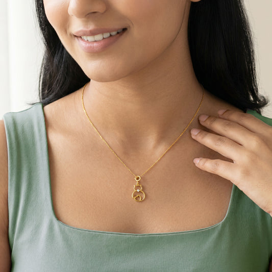 Golden Pawsome Heart Pendant With Link Chain