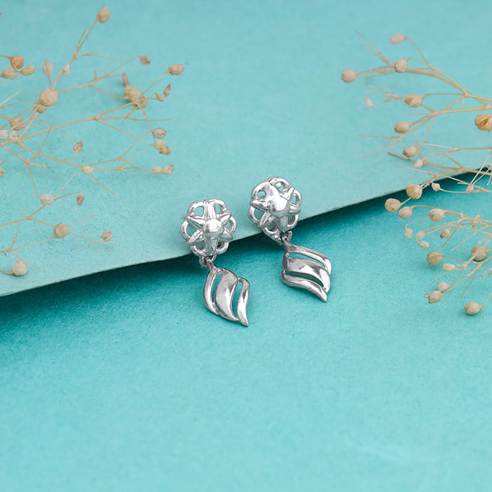 Silver Floral Twist Earrings – GIVA - Main Image