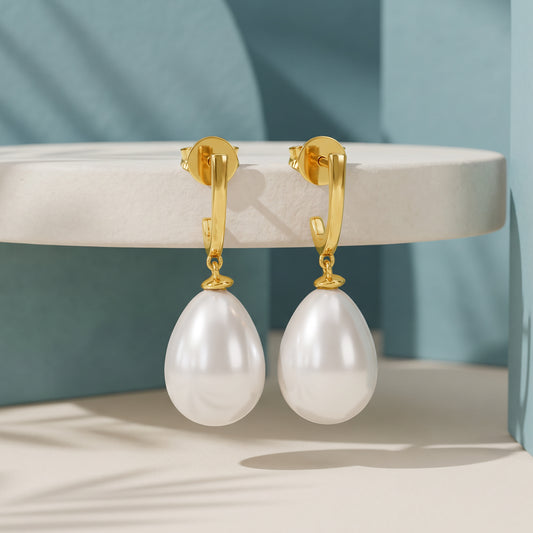 Golden Greta Pearldrop Earrings