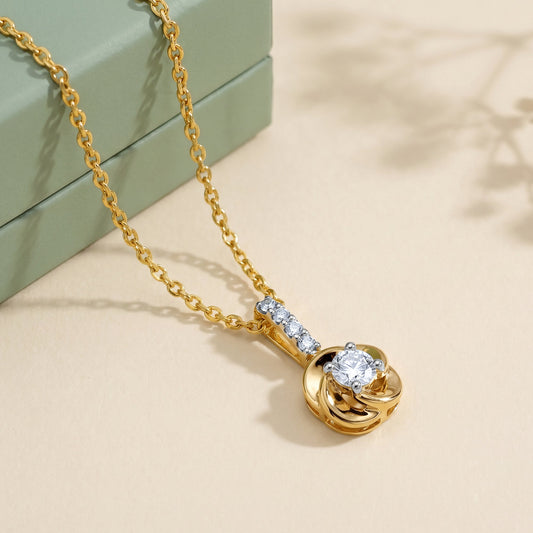Gold Pretty Rose Lab Grown Diamond Pendant