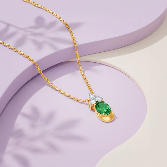 Gold Navapallav Lab Grown Diamond Pendant