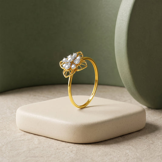 Gold Fleur Etoile Lab Grown Diamond Ring (Size 12)