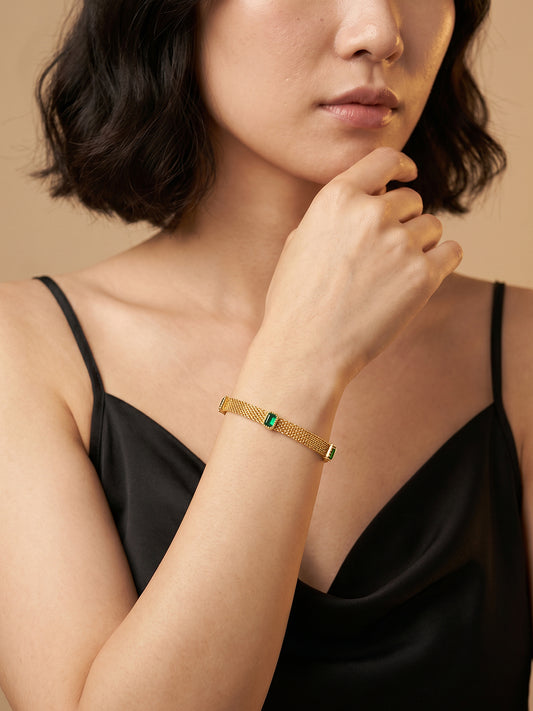 OnnMe by GIVA Emerald Rush Gold Plated Bracelet