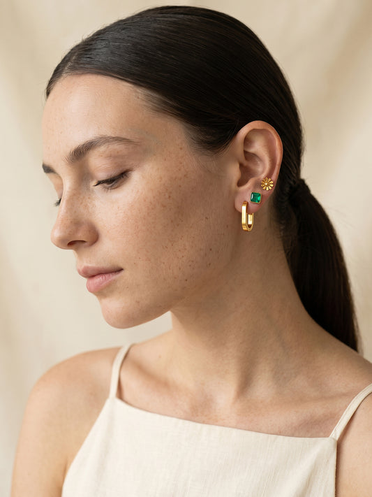 OnnMe by GIVA Pixel Wink Demi Fine Earrings Set