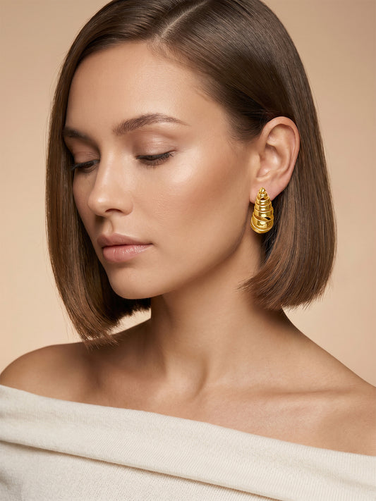 OnnMe by GIVA Dome Drama Gold Plated Earrings
