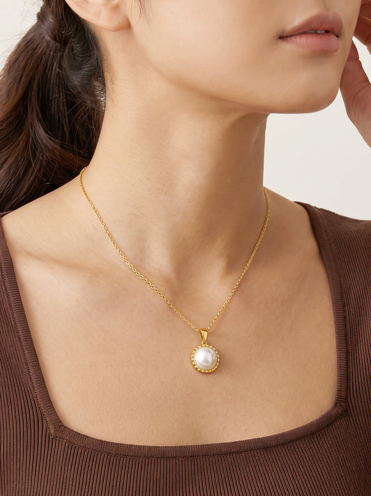 IXIA by GIVA Pearly Whirl Gold Plated Pendant with Link Chain