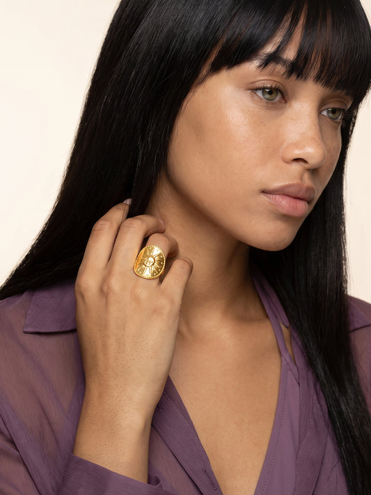IXIA BY GIVA Solar Energy Gold Plated Ring (Size 13)