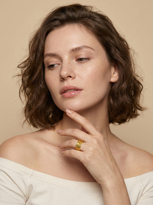 Brick Babe Gold Plated Ring (Size 14)