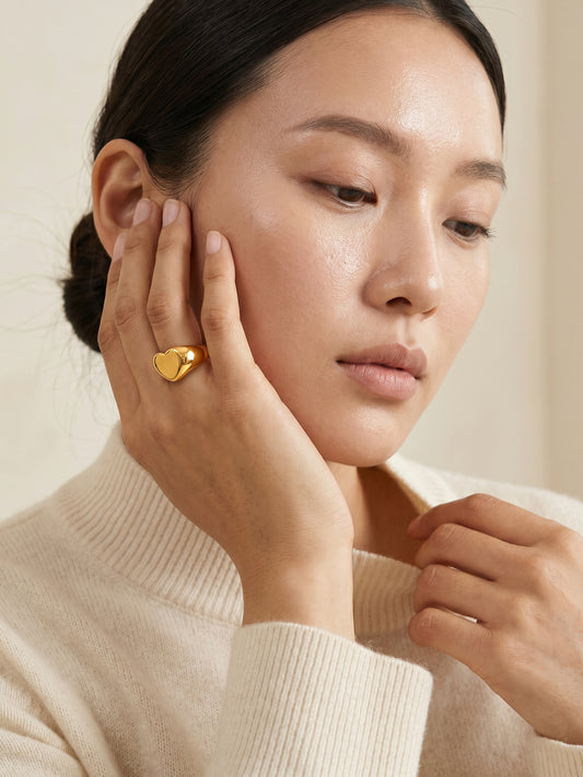 OnnMe by GIVA Front Row Gold Plated Ring (Size 12)