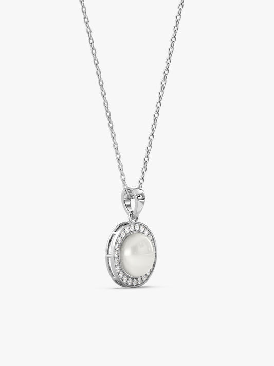 Kriti Sanon Silver Pearl Pendant with Link Chain
