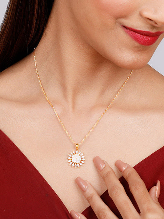 Golden Daisy Affair Pendant with Link Chain