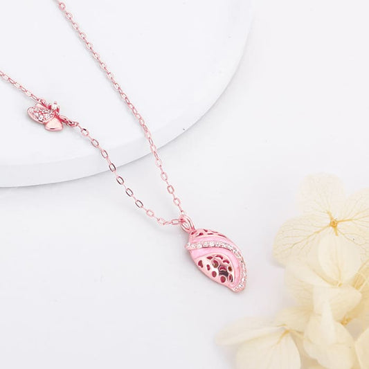 Rose Gold Winged Beauty Necklace