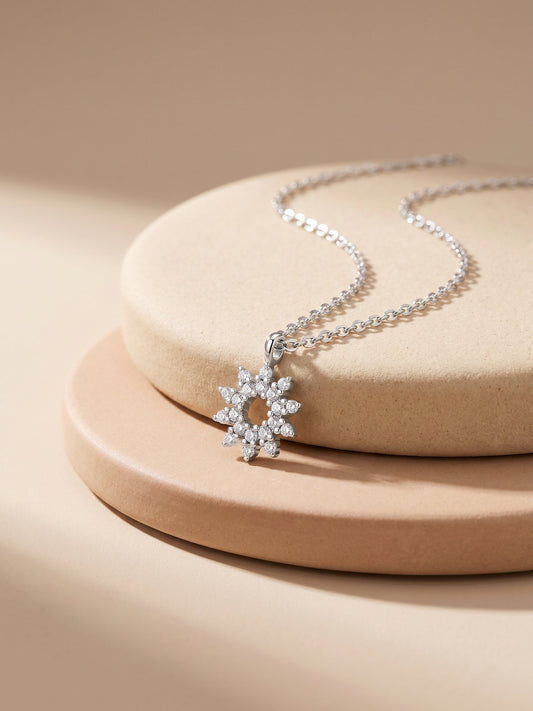 Sliver Sparkling Floral Pendant With Link Chain