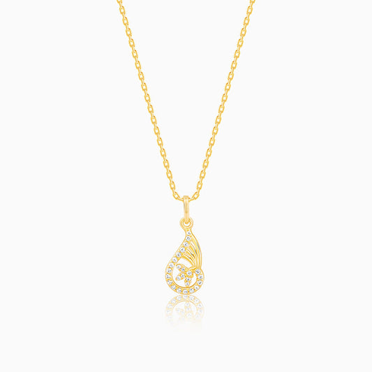 Golden Aria Pendant with Link Chain