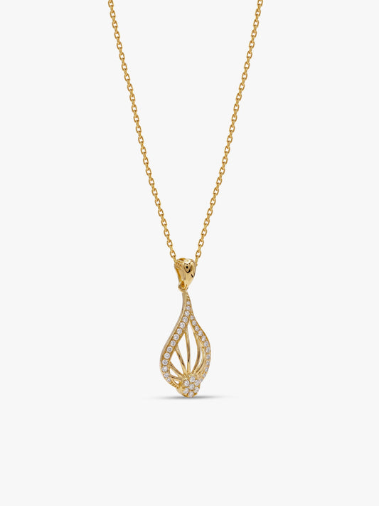 Golden Glint Pendant With Link Chain
