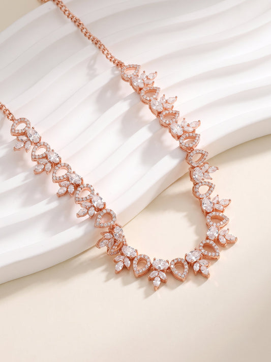 Rose Gold Petalo Necklace