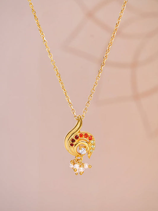 Golden Ambika Pendant With Link Chain
