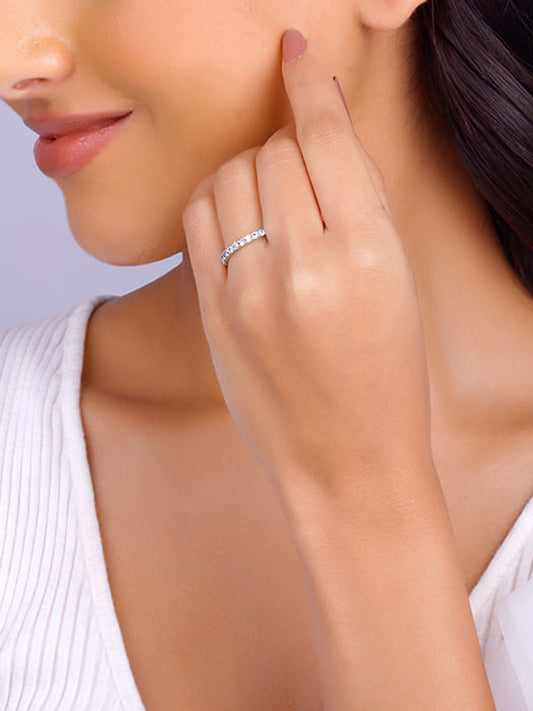 Silver Enchanting Radiance Ring