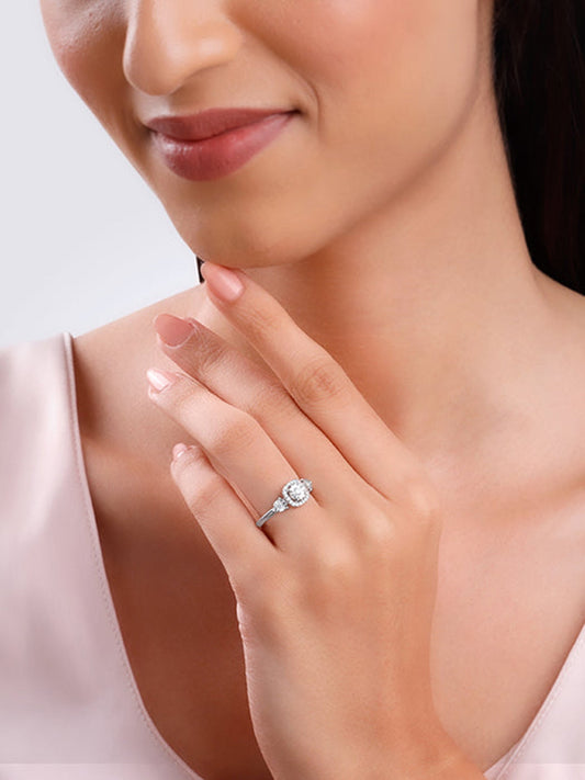 Silver Gracious Look Ring