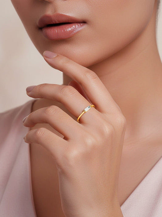 Golden Classy Aura Ring