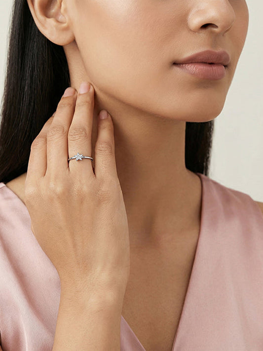 Silver Gentle Star Ring