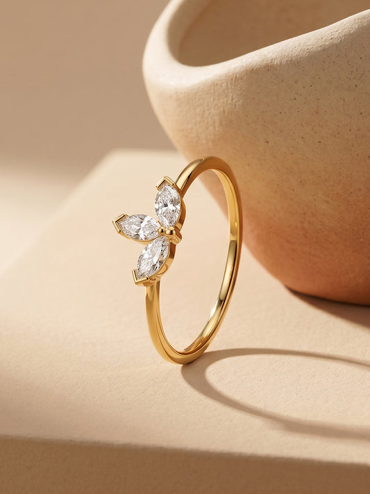 Golden Trinity Gleam Ring