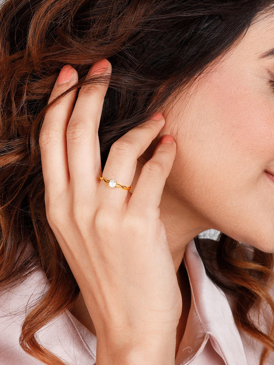 Golden Swivel Love Solitaire Ring
