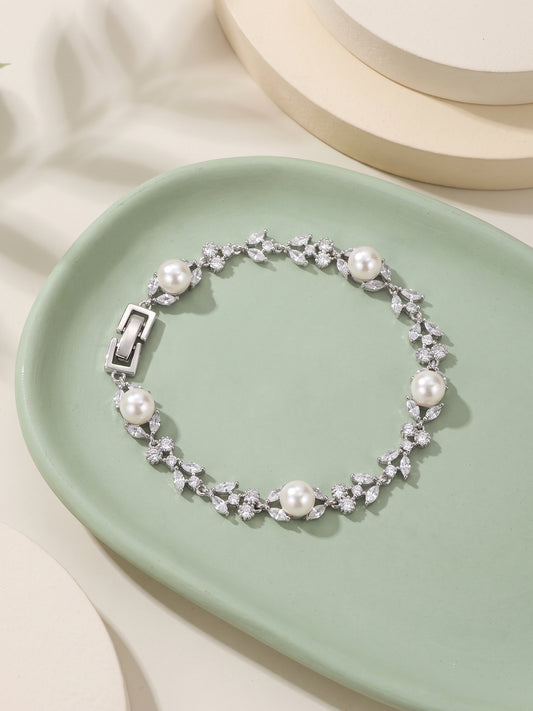 Silver Crawford Pearl Bracelet (Size 5.57)