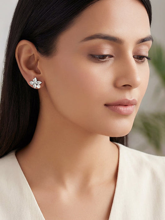 Silver Gleaming Floral Earrings