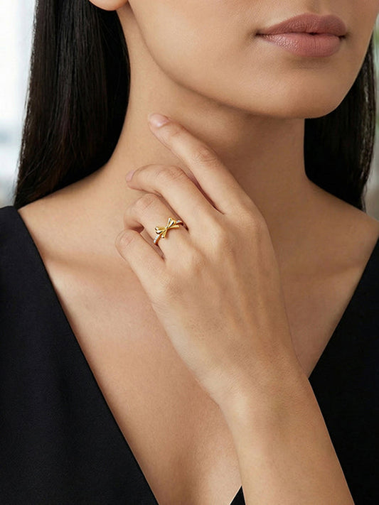 Golden Bowline Ring