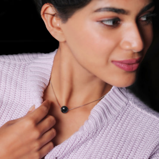 Black Pearl Beauty Necklace