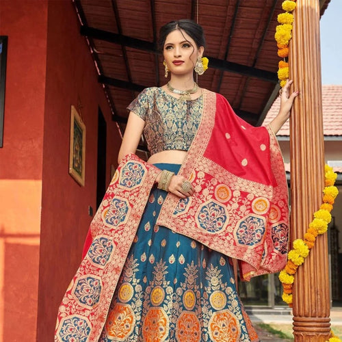 Light Up the Dance Floor With Gold Earrings for Navratri