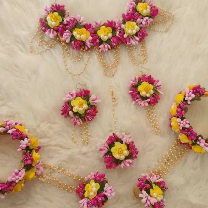 Flower Power: Get Summer-Ready With Floral Jewellery