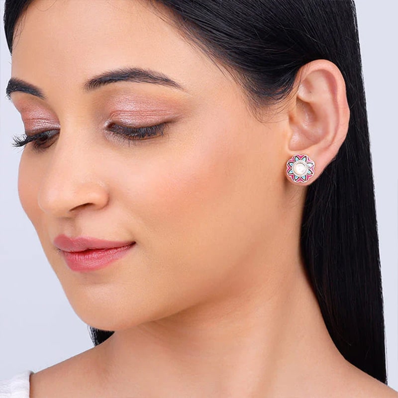 How to Transform Your Style with Earrings for Every Mood