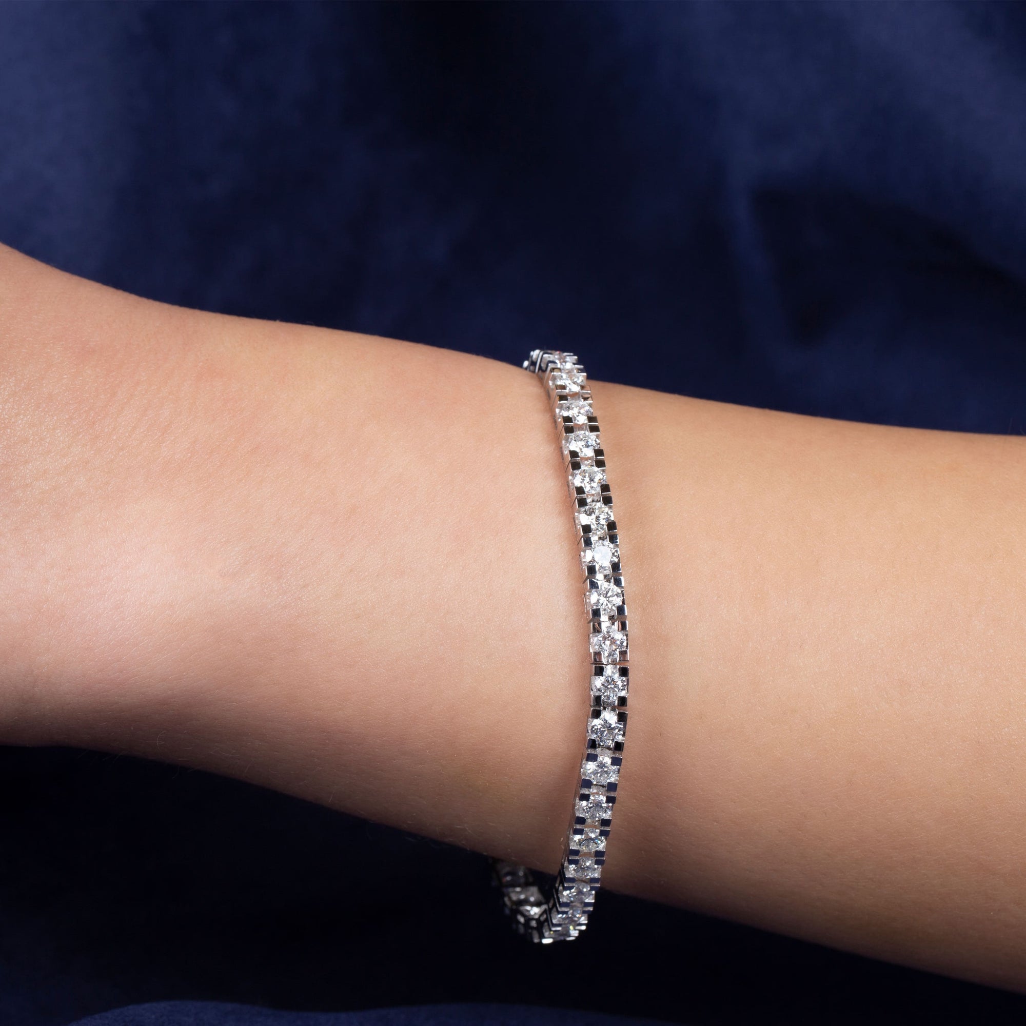 Top Bracelets Picks for A Luxury Vacay