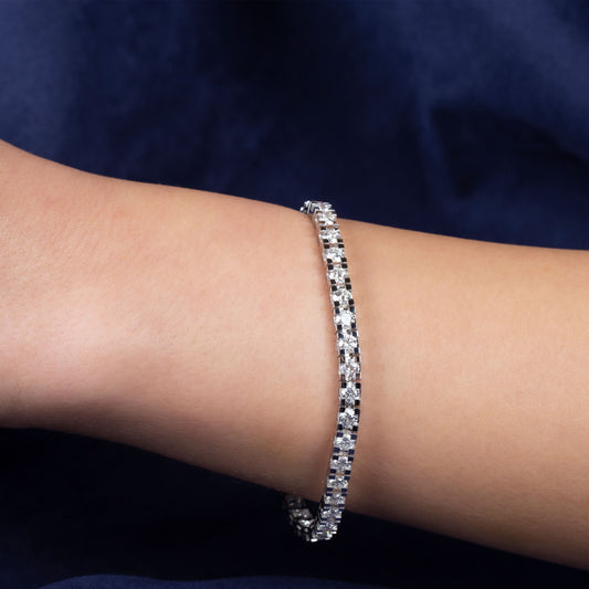 Top Bracelets Picks for A Luxury Vacay