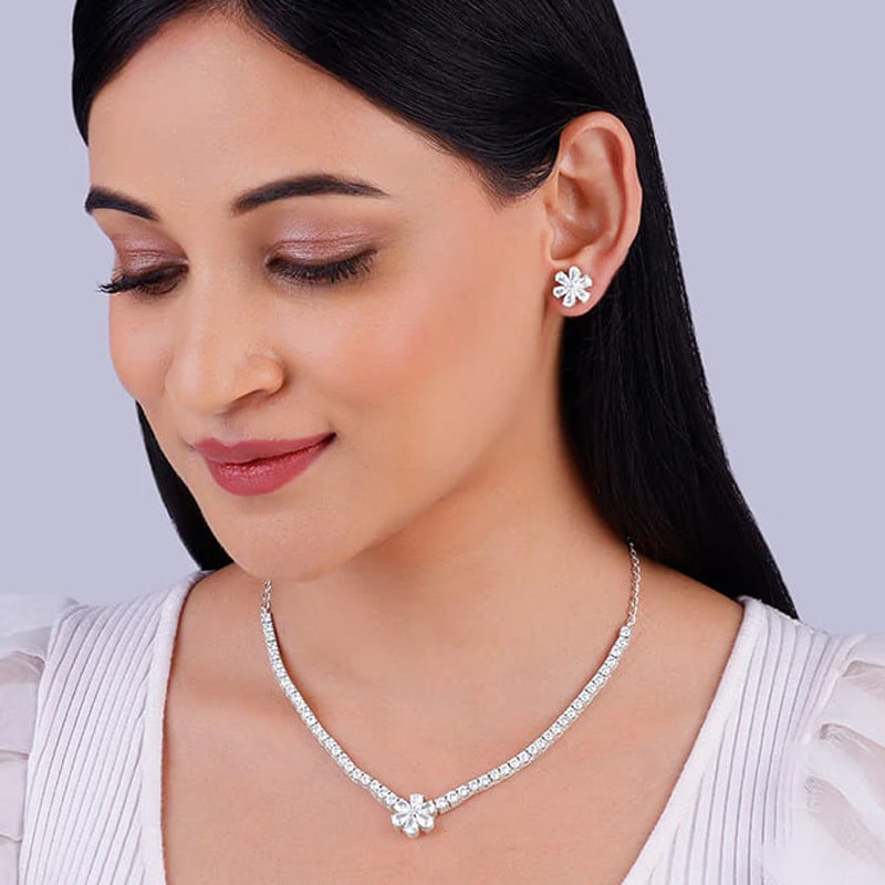 5 Unique Jewellery Sets to Complete Your Spring Wardrobe