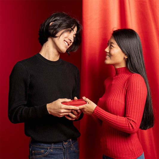 5 Thoughtful Gifts to Show Your Husband He’s Appreciated Every Day