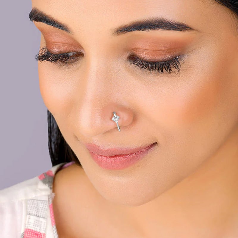 5 Nose Pins That Are Perfect for Chic Summer Looks