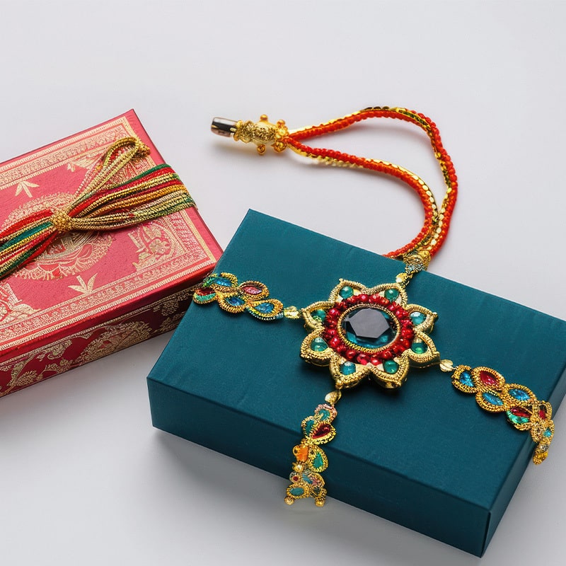 Top Personalised Gift for Sister on Rakhi – GIVA