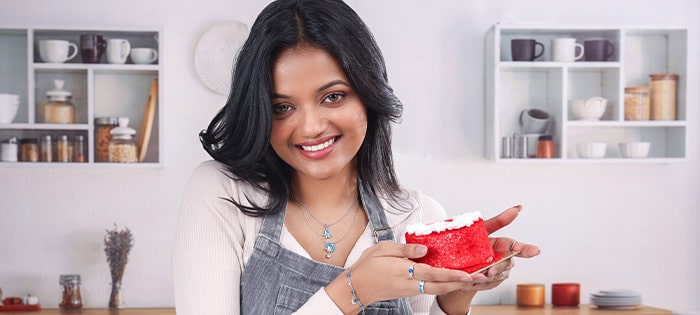 Sky-High Serenity: The Meaning and Magic of Gifting Moonstone