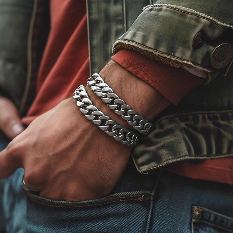 Silver bracelets for men to style your wrist game!