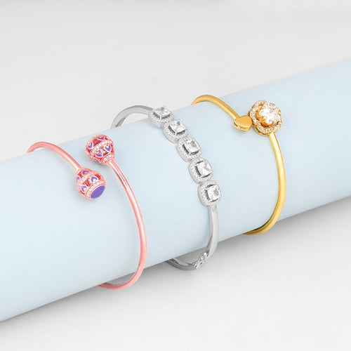 Bracelets to Accentuate Your Travel Wardrobe