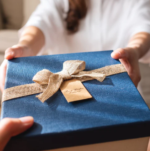 ईद-ए-मिलाद क्या है: अपने प्रियजनों के लिए शानदार ईद उपहार विचार