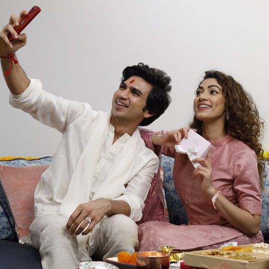 Sister Act: 5 Jewellery Pieces to Gift Your Sister