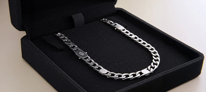 अपनी फिगारो चेन का रखरखाव कैसे करें: सफाई और देखभाल के सुझाव