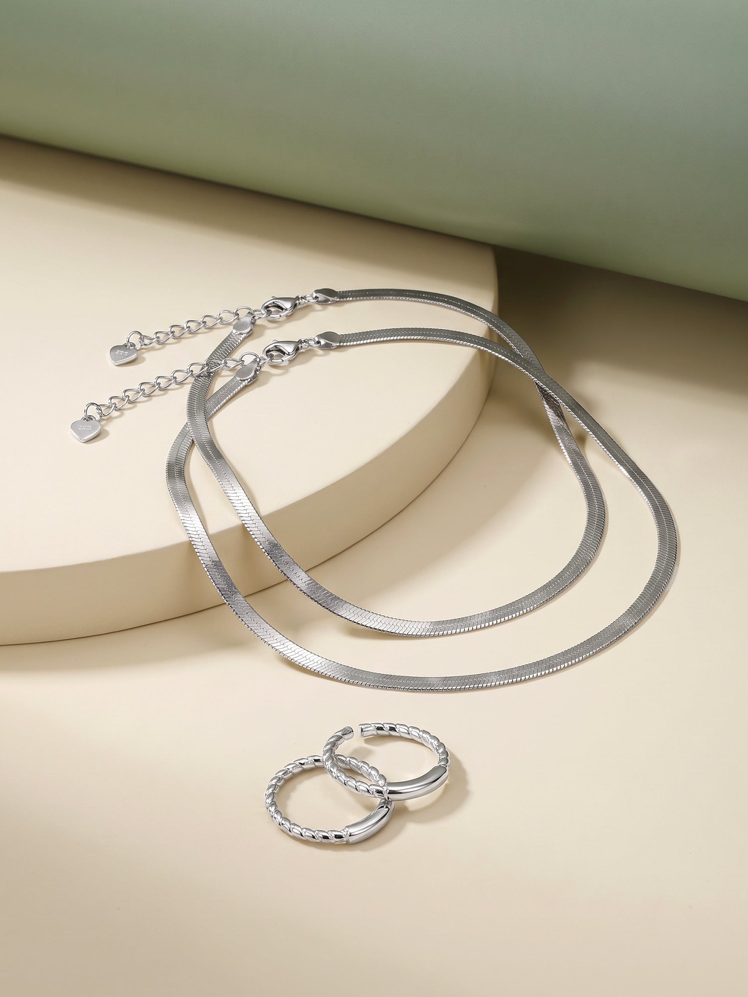 Silver Delmare Set